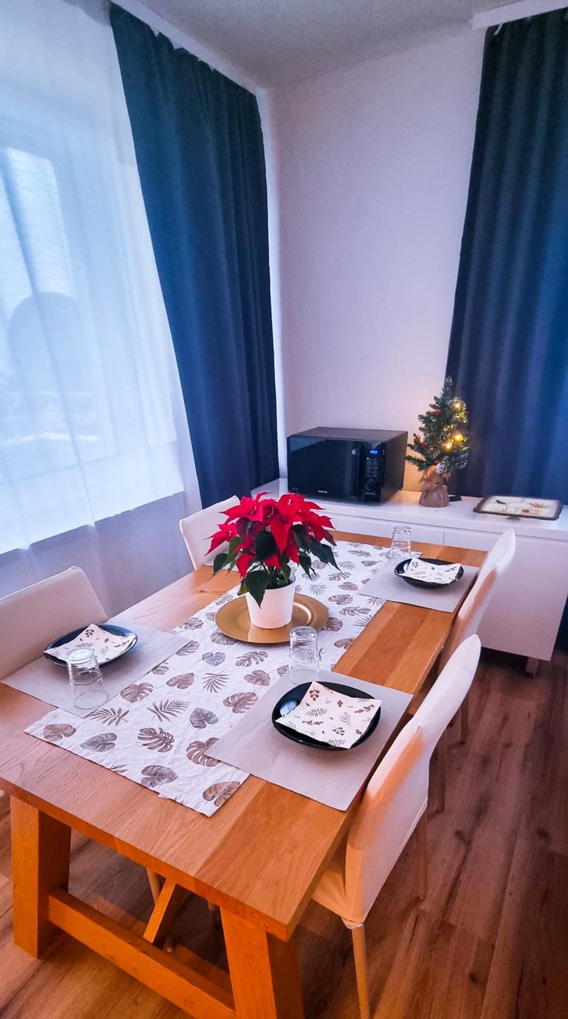 - Langenhagen Center Apartment *